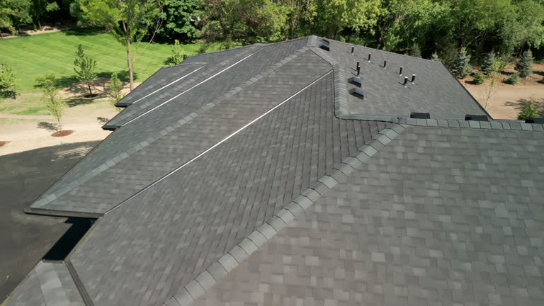 Best Emergency Roof Repair Services  in West Freehold, NJ